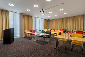 DoubleTree by Hilton Frankfurt Niederrad