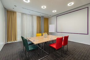DoubleTree by Hilton Frankfurt Niederrad