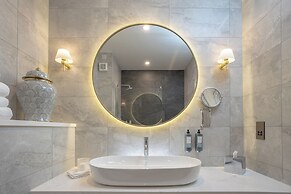 Cork’s Vienna Woods Hotel and Villas