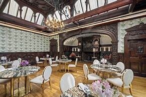 Cork’s Vienna Woods Hotel and Villas