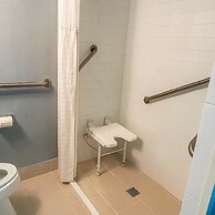 Comfort Inn Hyannis - Cape Cod