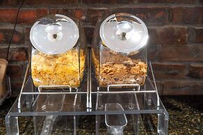 Comfort Inn Hyannis - Cape Cod