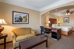 Best Western Plus Monica Royale Inn & Suites
