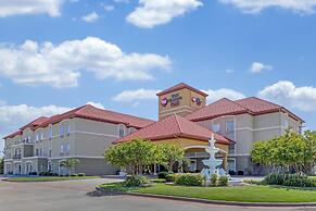 Best Western Plus Monica Royale Inn & Suites