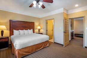 Best Western Plus Monica Royale Inn & Suites