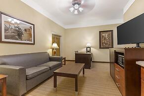 Best Western Plus Monica Royale Inn & Suites