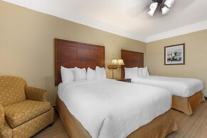 Best Western Plus Monica Royale Inn & Suites