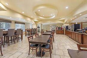 Best Western Plus Monica Royale Inn & Suites