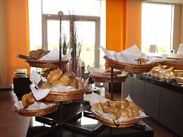 ATLANTIC Hotel Galopprennbahn