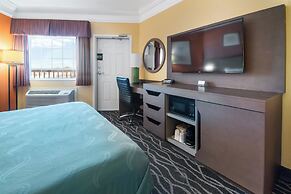 Quality Inn & Suites Galveston - Beachfront