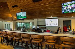 Costa Rica Tennis Club & Hotel
