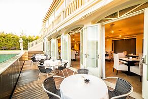 Hotel Carducci 76