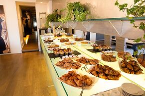 Hotel Carducci 76