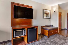 Comfort Suites Escanaba West