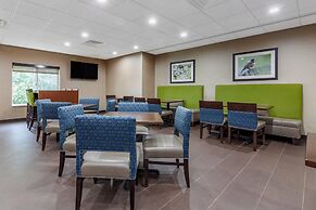Comfort Suites Escanaba West