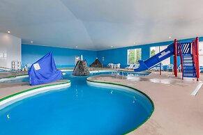 Comfort Suites Escanaba West