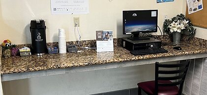 Super 8 by Wyndham Arkansas City KS