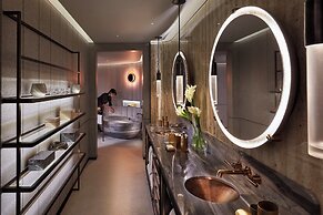 The Landmark Mandarin Oriental, Hong Kong