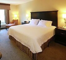 Hampton Inn & Suites by Hilton Laval