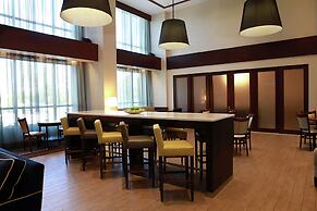 Hampton Inn & Suites by Hilton Laval