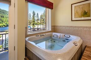 Best Western Lodge At River's Edge