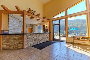 Best Western Lodge At River's Edge