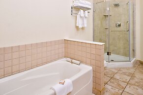 Best Western Lodge At River's Edge