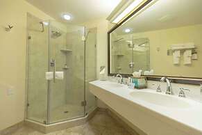 Best Western Lodge At River's Edge