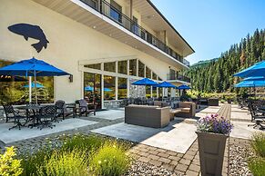 Best Western Lodge At River's Edge