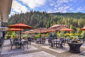 Best Western Lodge At River's Edge