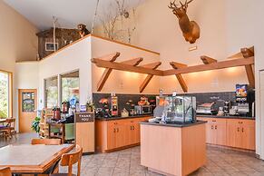 Best Western Lodge At River's Edge