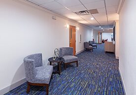 Holiday Inn Express Hotel & Suites Jenks by IHG
