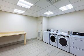 Holiday Inn Express Hotel & Suites Jenks by IHG