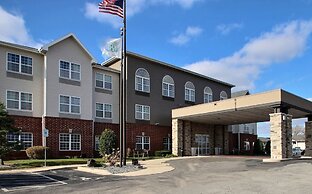 Holiday Inn Express Hotel & Suites Milwaukee Airport by IHG