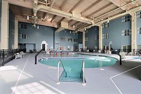 Holiday Inn Express Hotel & Suites Milwaukee Airport by IHG