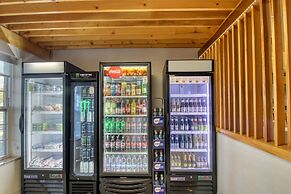 Holiday Inn Express Hotel & Suites Milwaukee Airport by IHG