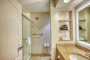 Holiday Inn Express Hotel & Suites Milwaukee Airport by IHG