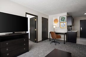 Holiday Inn & Suites Albuquerque Airport by IHG