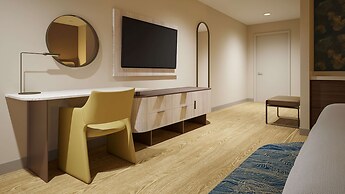 DoubleTree by Hilton Brunswick