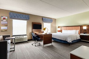 Hampton Inn & Suites Frederick-Fort Detrick