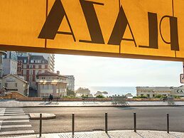 Hotel Plaza Biarritz Plage - Handwritten Collection