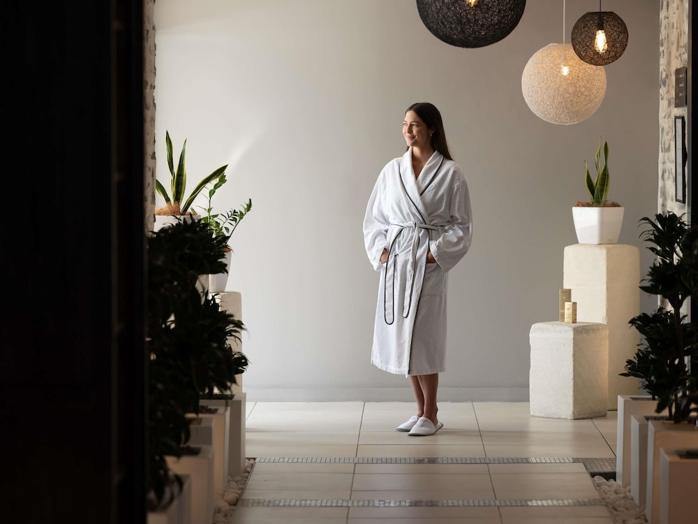 Sofitel Queenstown Hotel & Spa