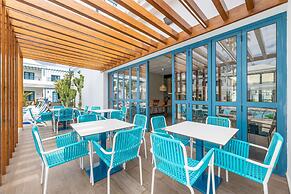 THB Tropical Island Aparthotel