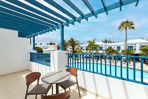 THB Tropical Island Aparthotel