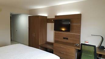 Holiday Inn Express Mount Pleasant-Scottdale by IHG