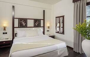 Simantro Resort