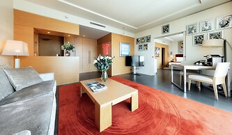 Monte-Carlo Bay Hotel & Resort