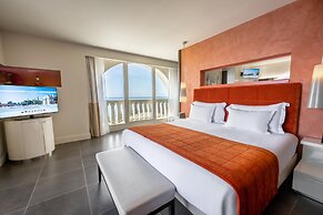 Monte-Carlo Bay Hotel & Resort