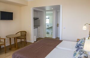 Dorisol Buganvilia Studio Hotel