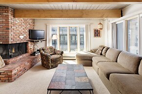 Chateau Chaumont & Dumont Condominiums by Frias